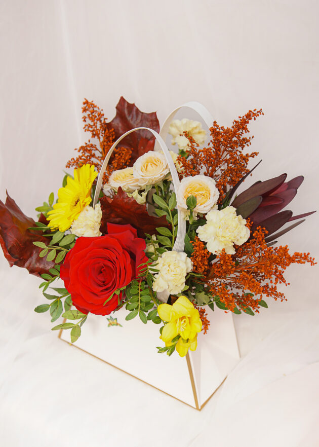 Aranjament floral "Autumn fall" - Image 2