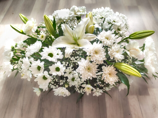Aranjament funerar "Dragoste eterna"