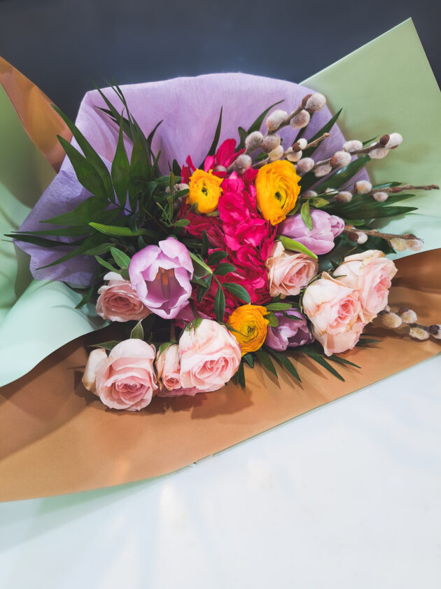 Buchet "Rapsodia Primăverii" - Image 2
